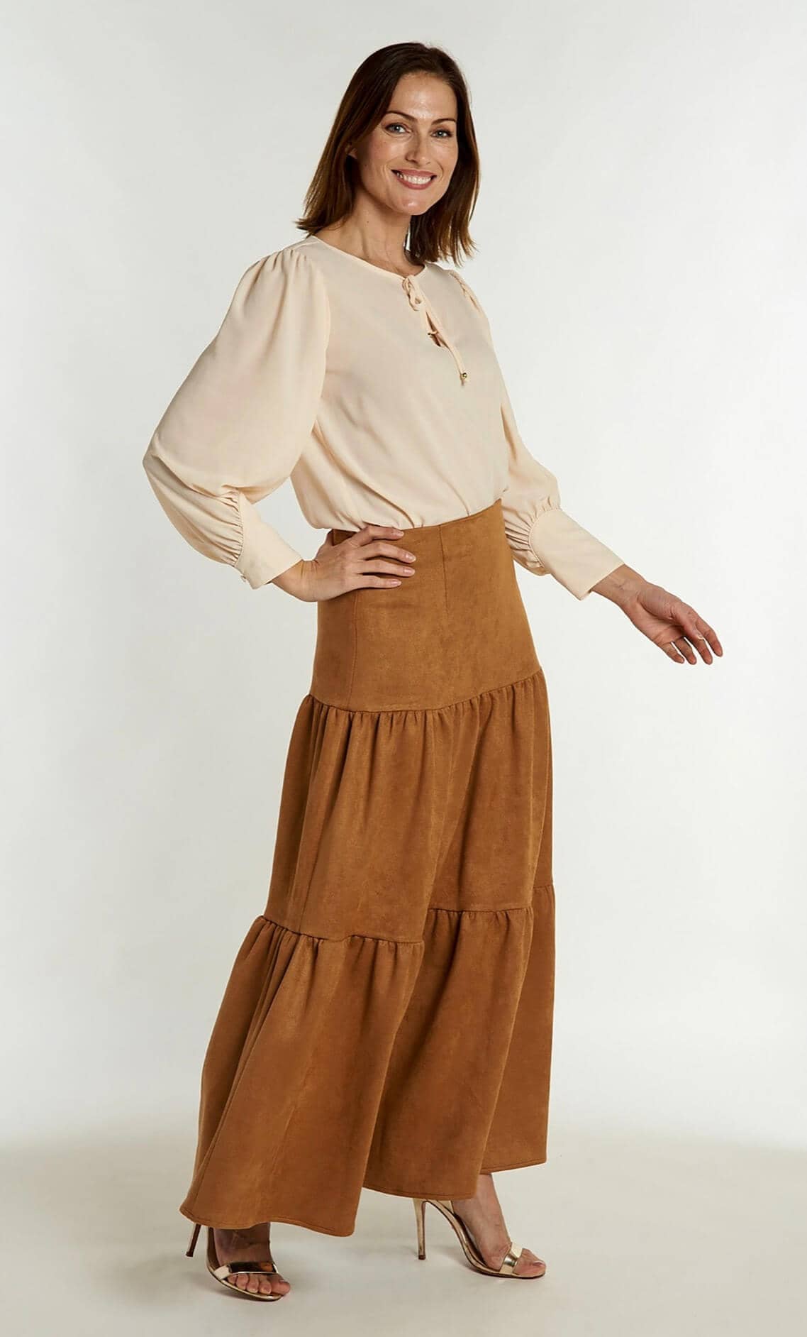 CK Bradley Samana Skirt in Cinnamon microsuede
