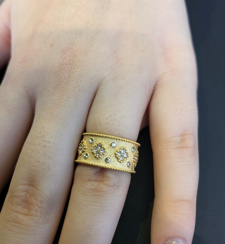Gold toned and Diamond Adjustable ring