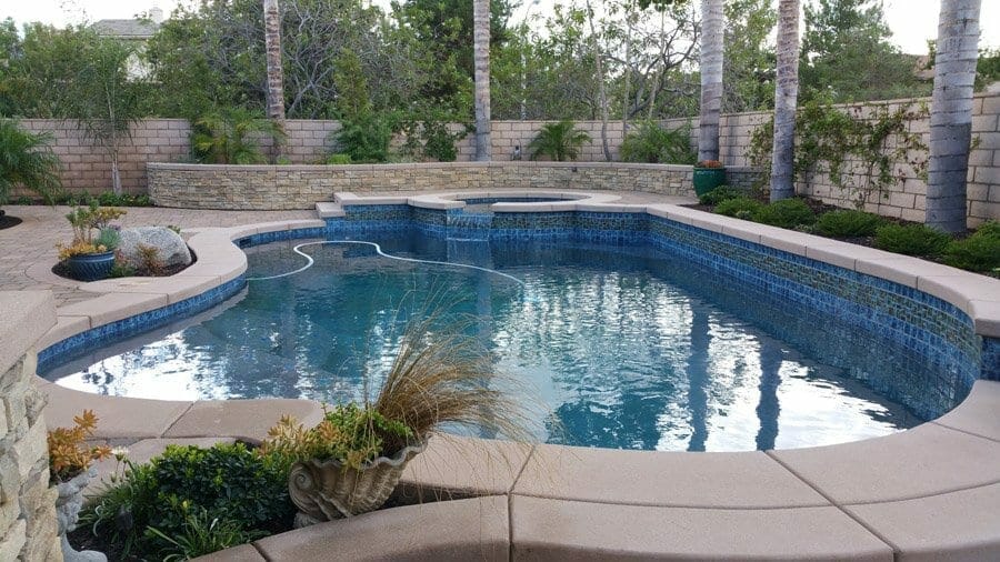 I’m building a pool, should I act as my own general contractor?